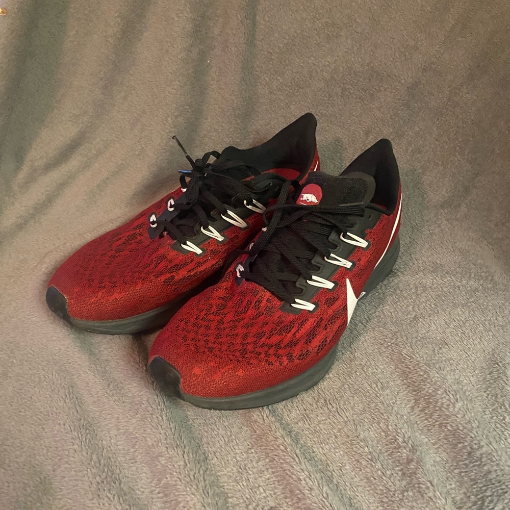 Nike Air Zoom Pegasus 36 Red Mens Arkansas Razorbacks shoes